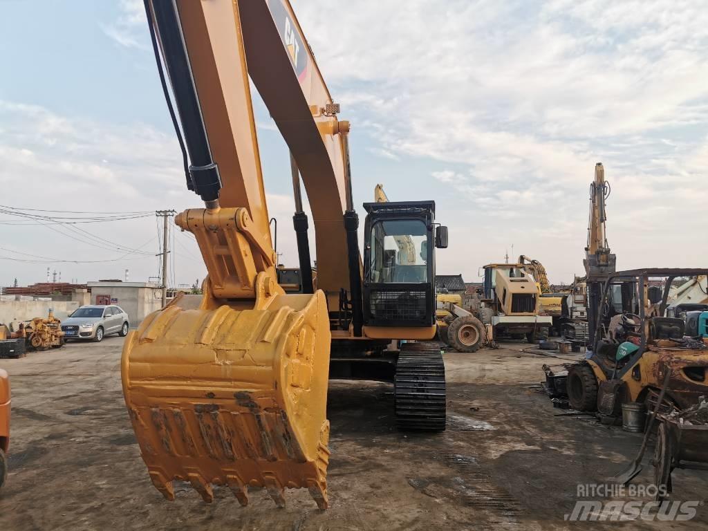 CAT 330DL Koparki gąsienicowe