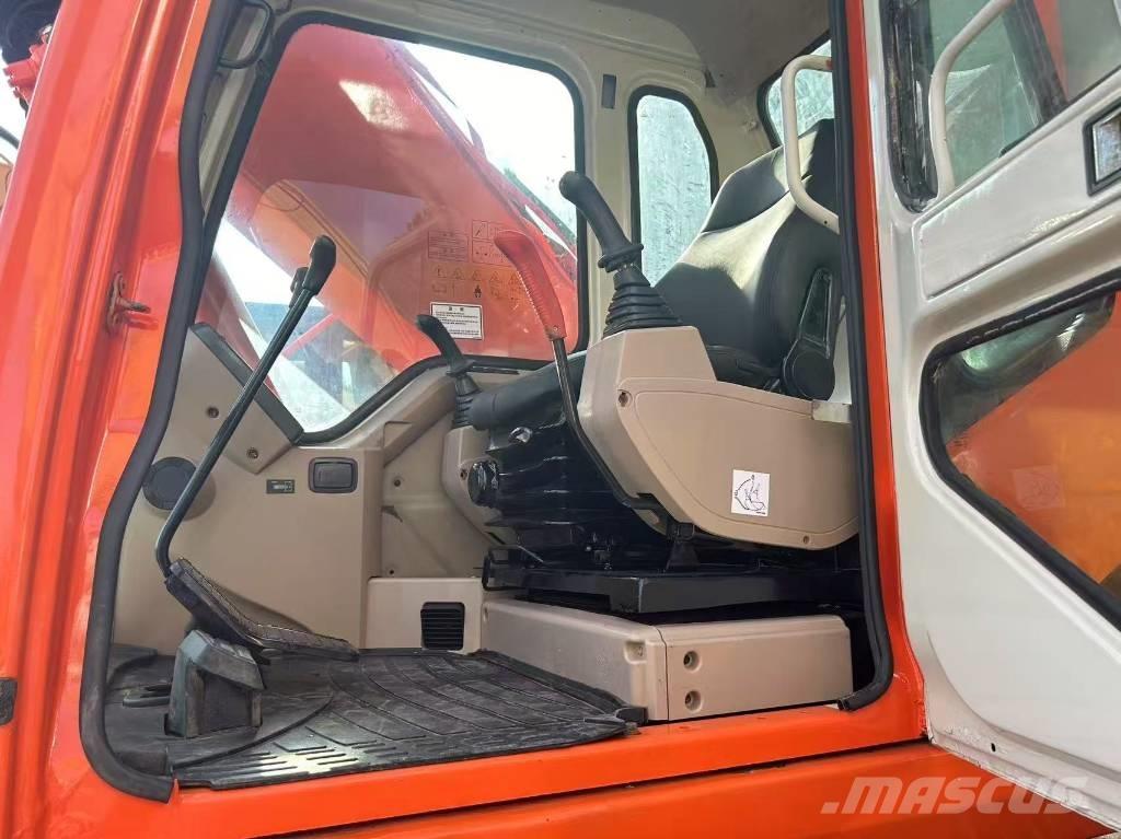 Doosan DH 225 LC-7 Koparki gąsienicowe