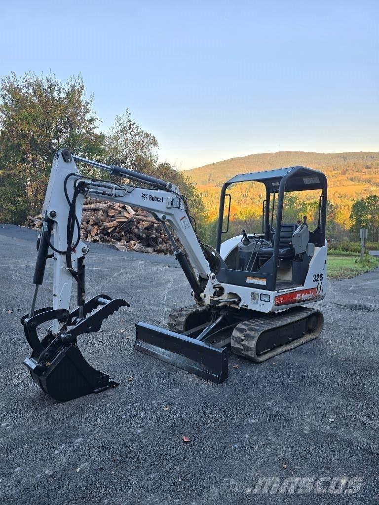 Bobcat 325 G Minikoparki