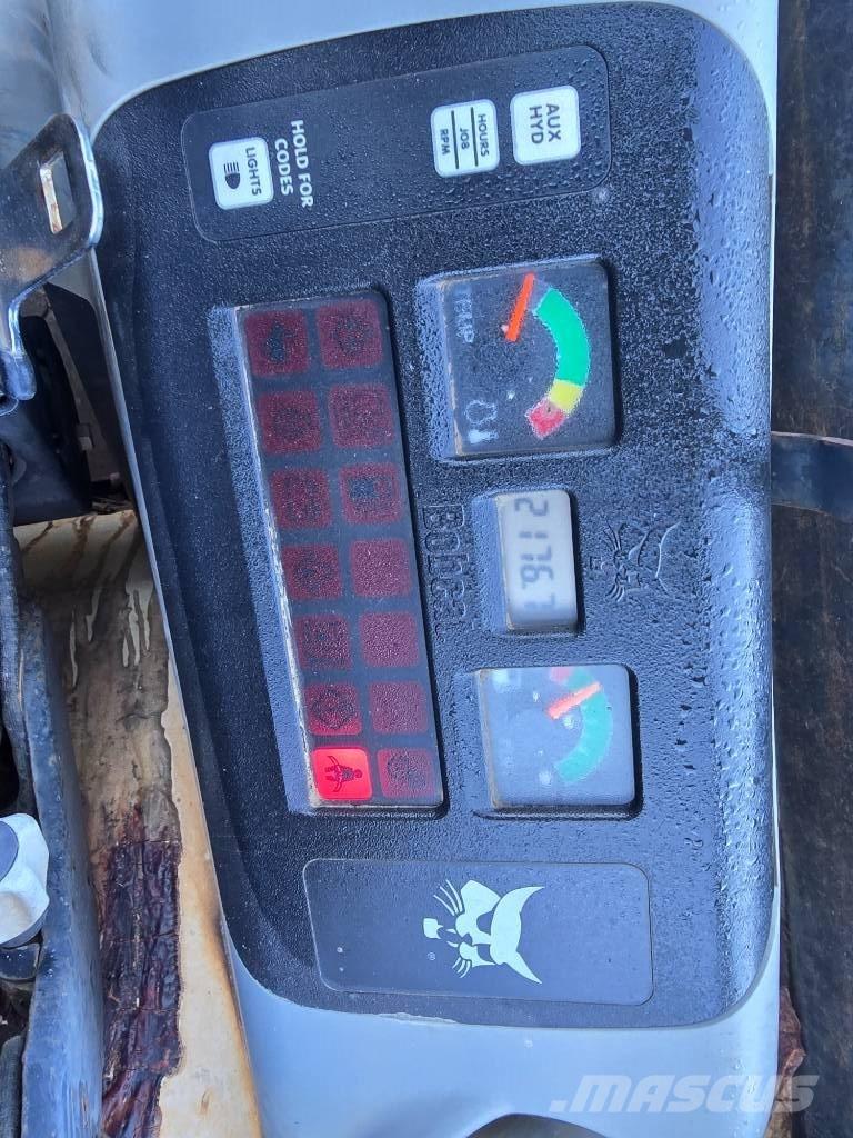 Bobcat 325 G Minikoparki