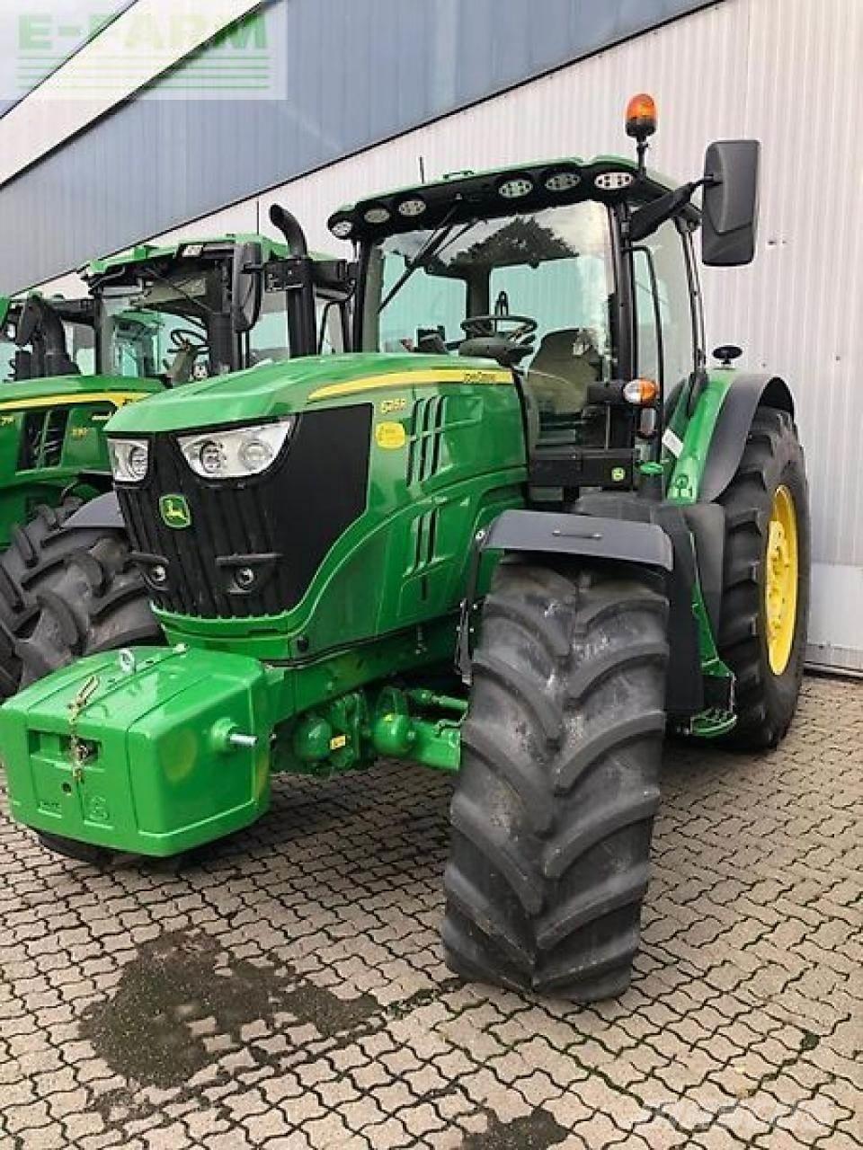 John Deere 6215r Ciągniki rolnicze