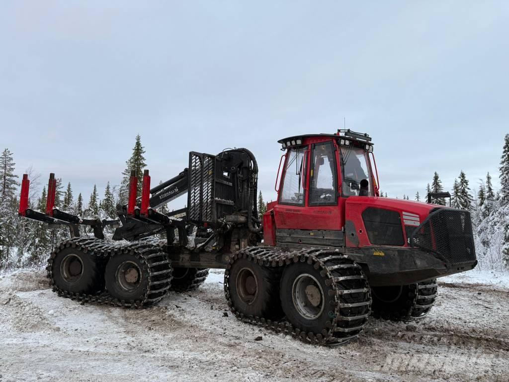 Komatsu 895 Forwardery