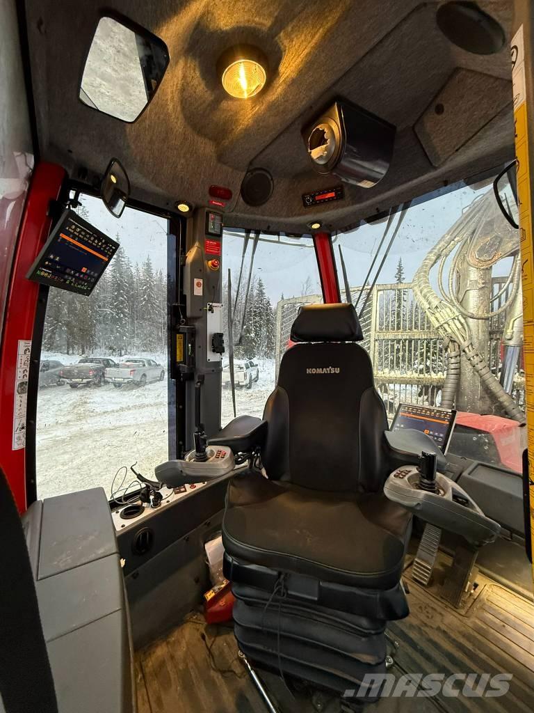 Komatsu 895 Forwardery