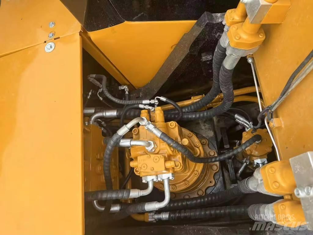 Sany SY 235 H Koparki gąsienicowe