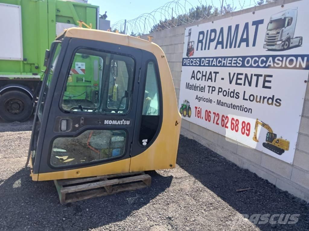 Komatsu PC 210 Kabiny i wnętrze