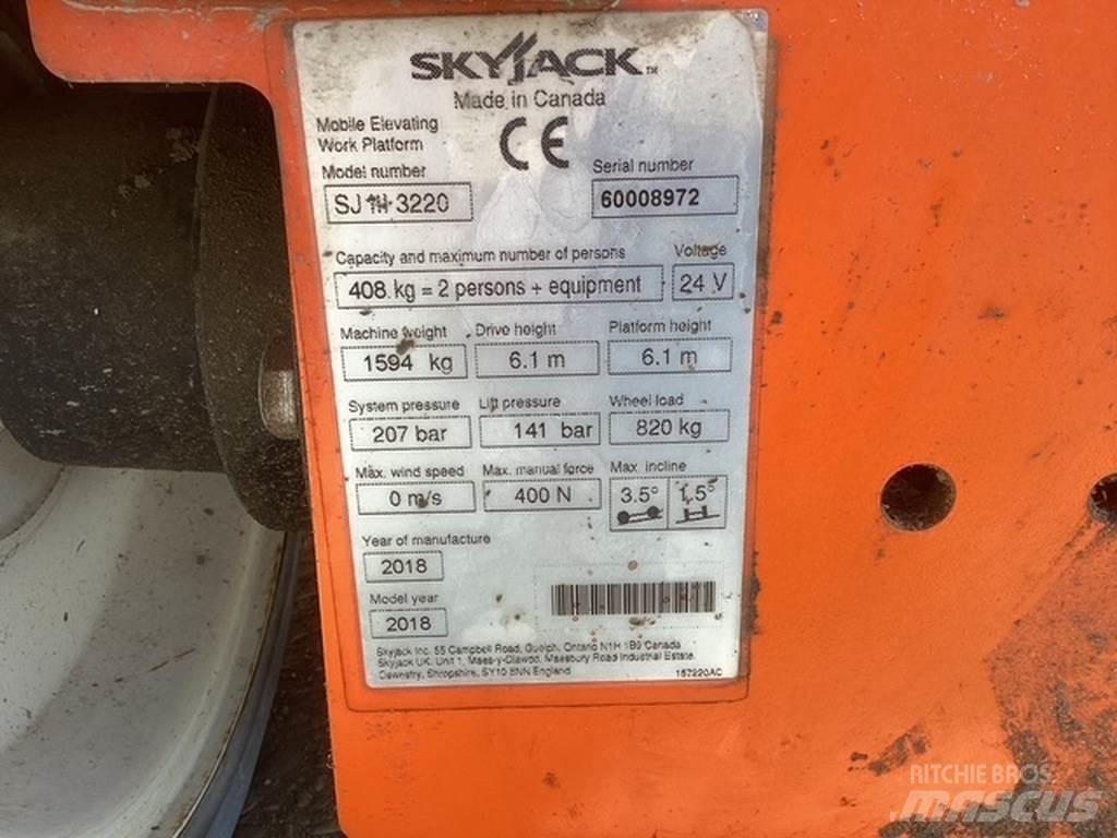 SkyJack SJIII3220 Podnośniki nożycowe