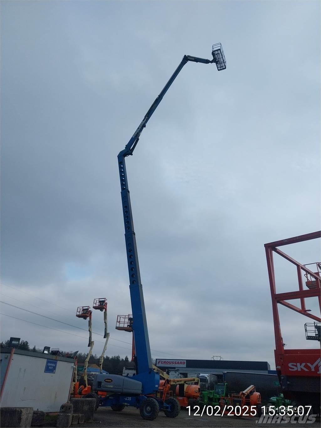 Genie Z135/70 Podnośniki przegubowe