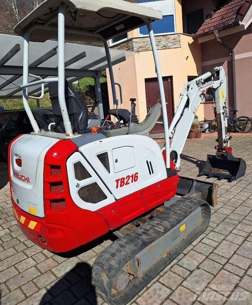 Takeuchi TB 216 Minikoparki