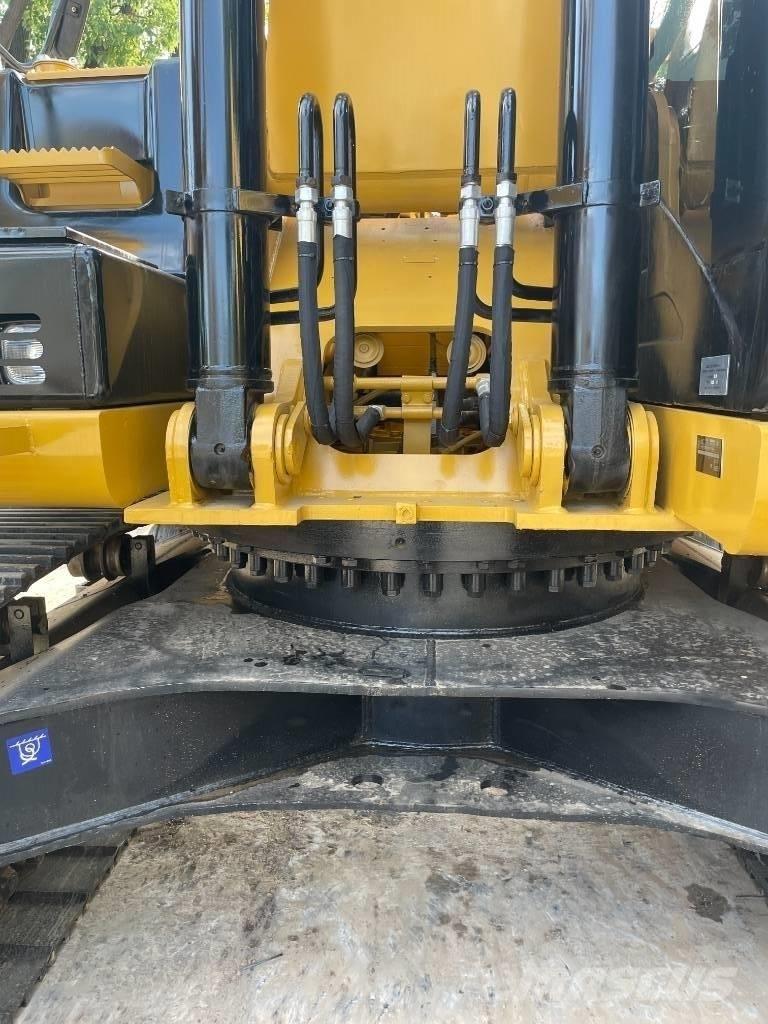 CAT 330 Midikoparki  7t - 12t
