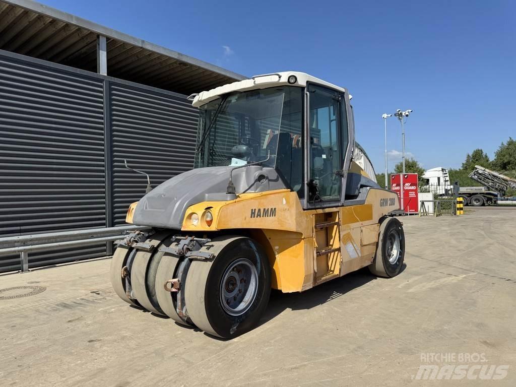 Hamm GRW 280-12H Walce ogumione