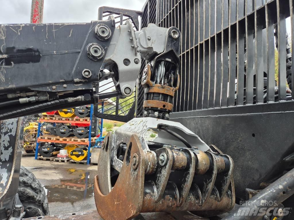 Komatsu 895 Forwardery