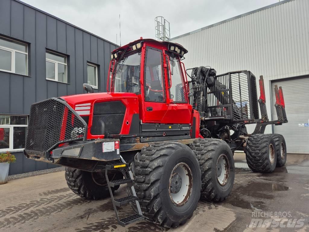Komatsu 895 Forwardery