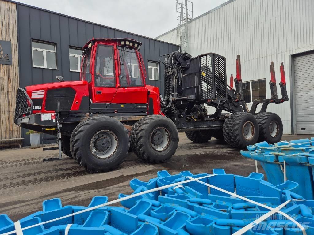 Komatsu 895 Forwardery