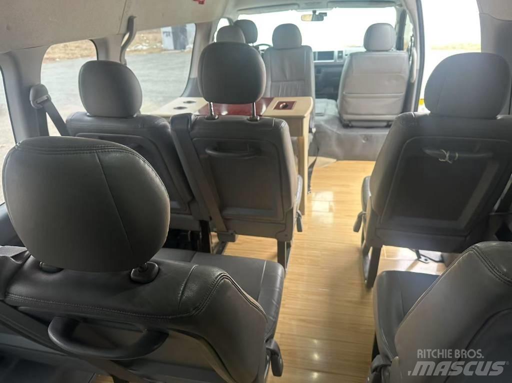 Toyota Coaster Autobusy międzymiastowe