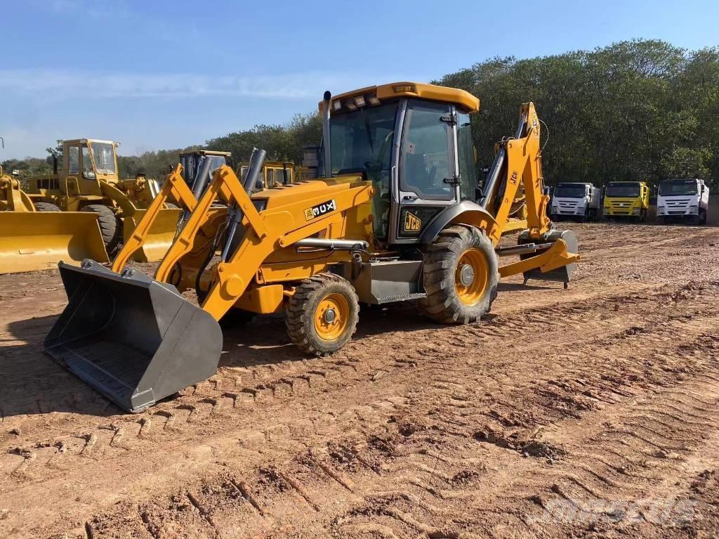 JCB 3CX Koparko-ładowarki