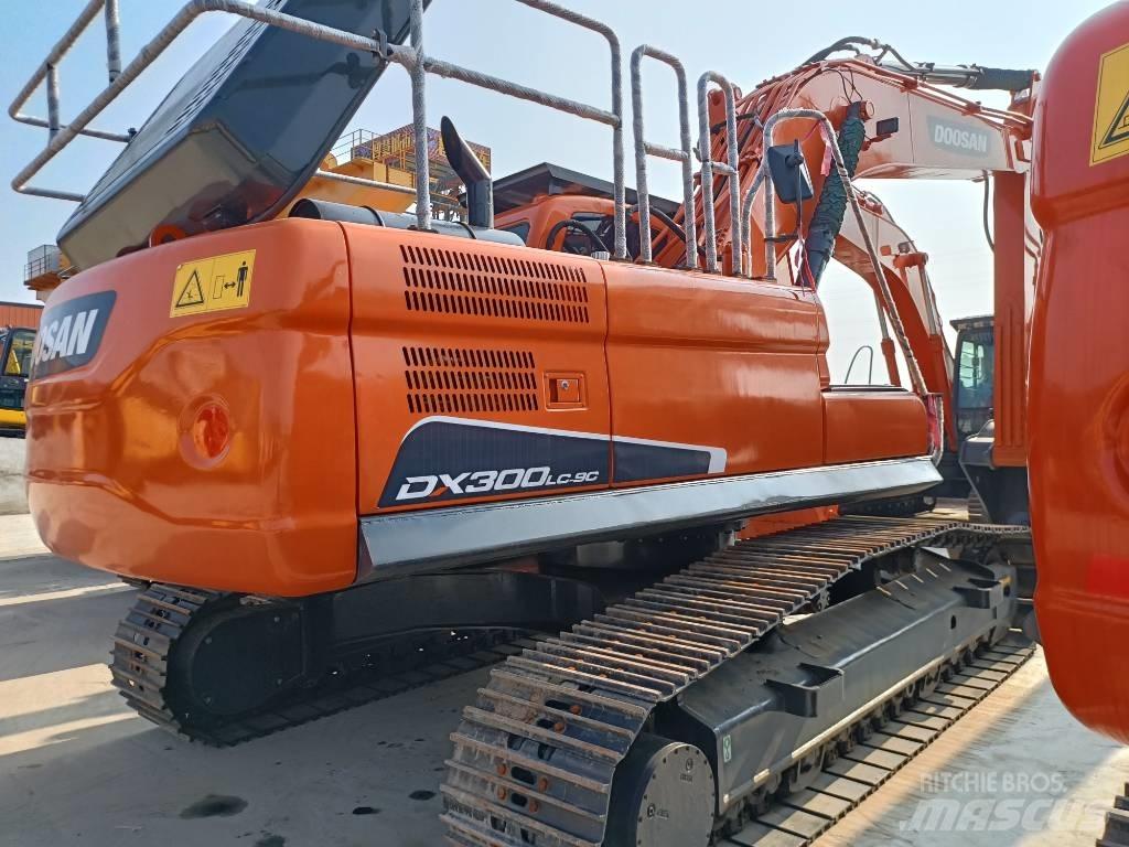 Doosan DX300-9 Koparki gąsienicowe