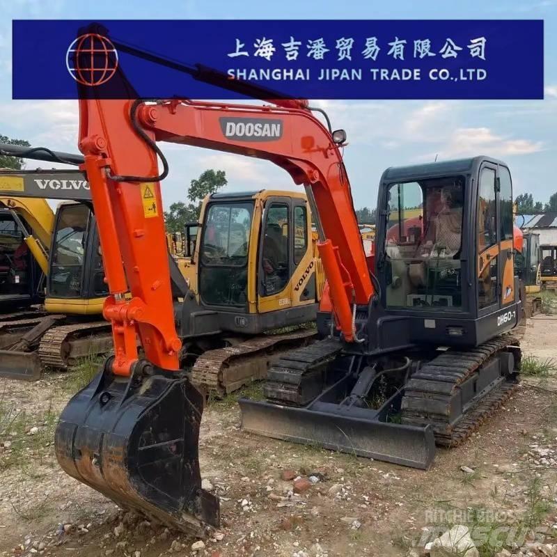 Doosan DH 60 Minikoparki