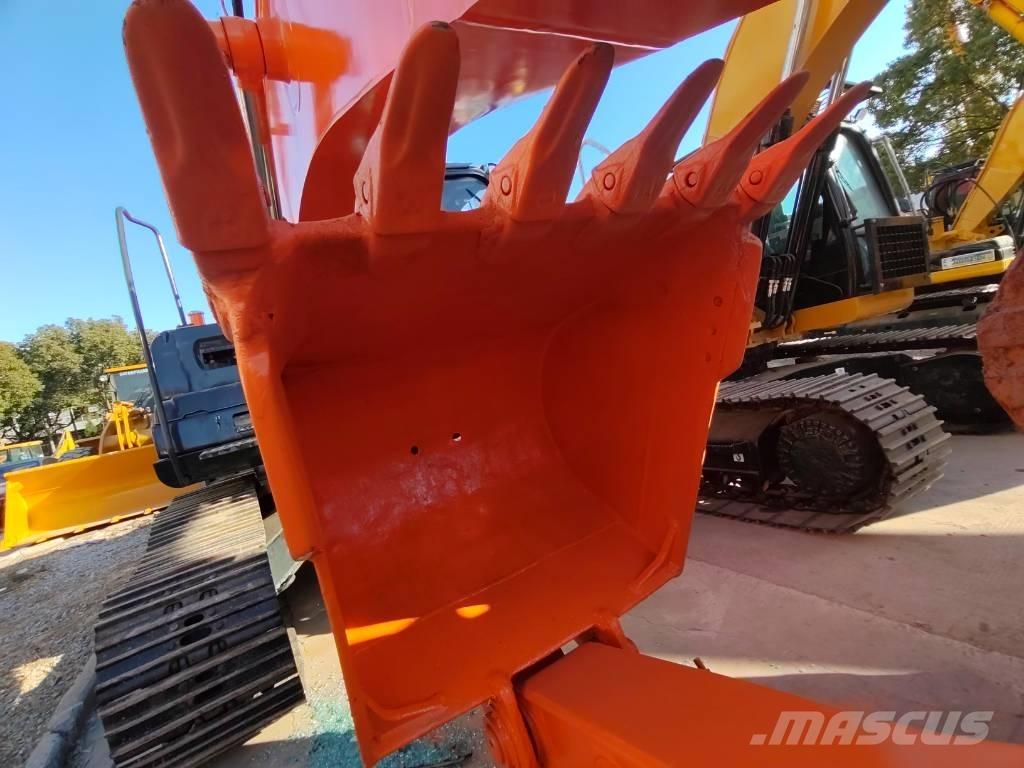 Hitachi ZX 200 Koparki gąsienicowe