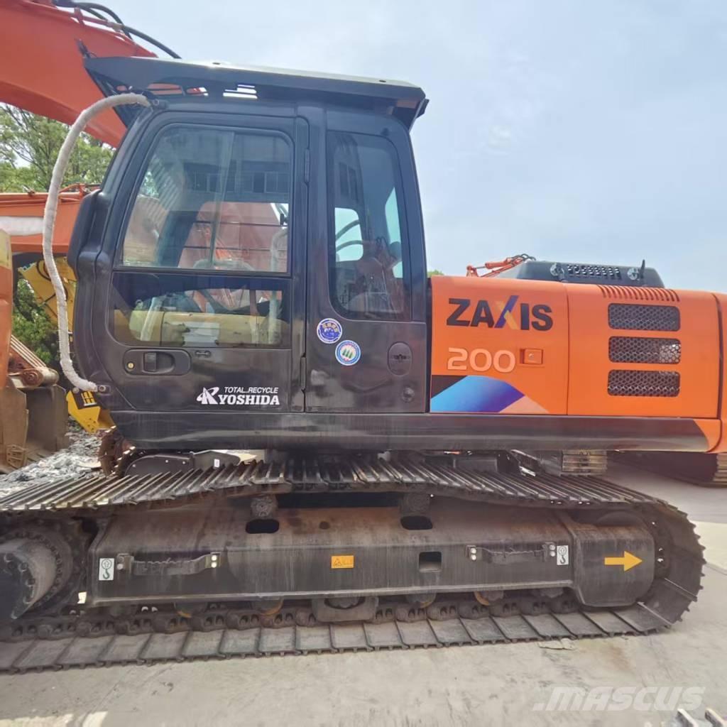 Hitachi ZX 200 Koparki gąsienicowe
