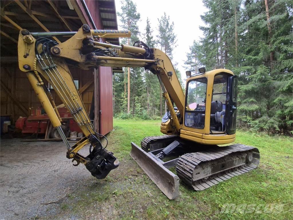 Komatsu PC75 UU Koparki gąsienicowe