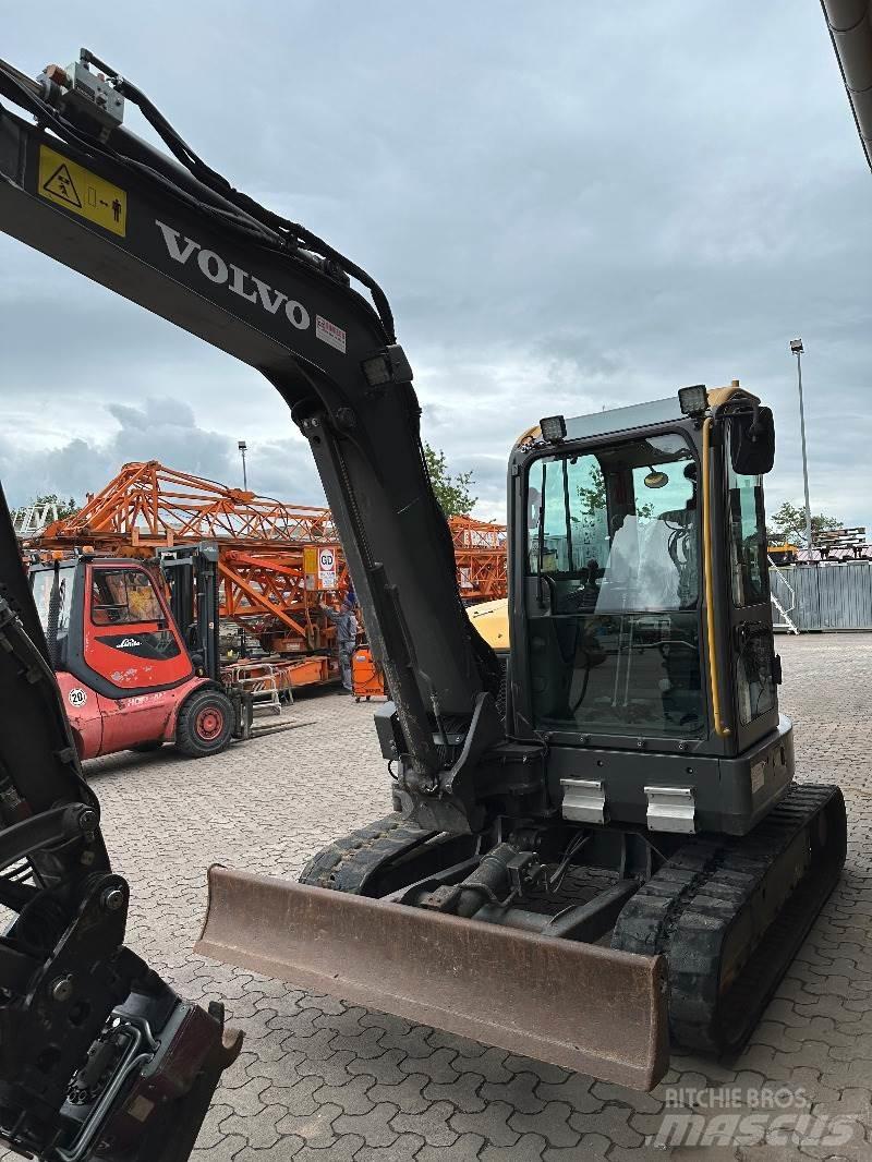 Volvo ECR 58D Minikoparki