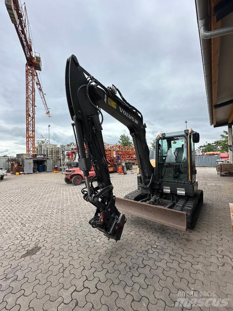 Volvo ECR 58D Minikoparki