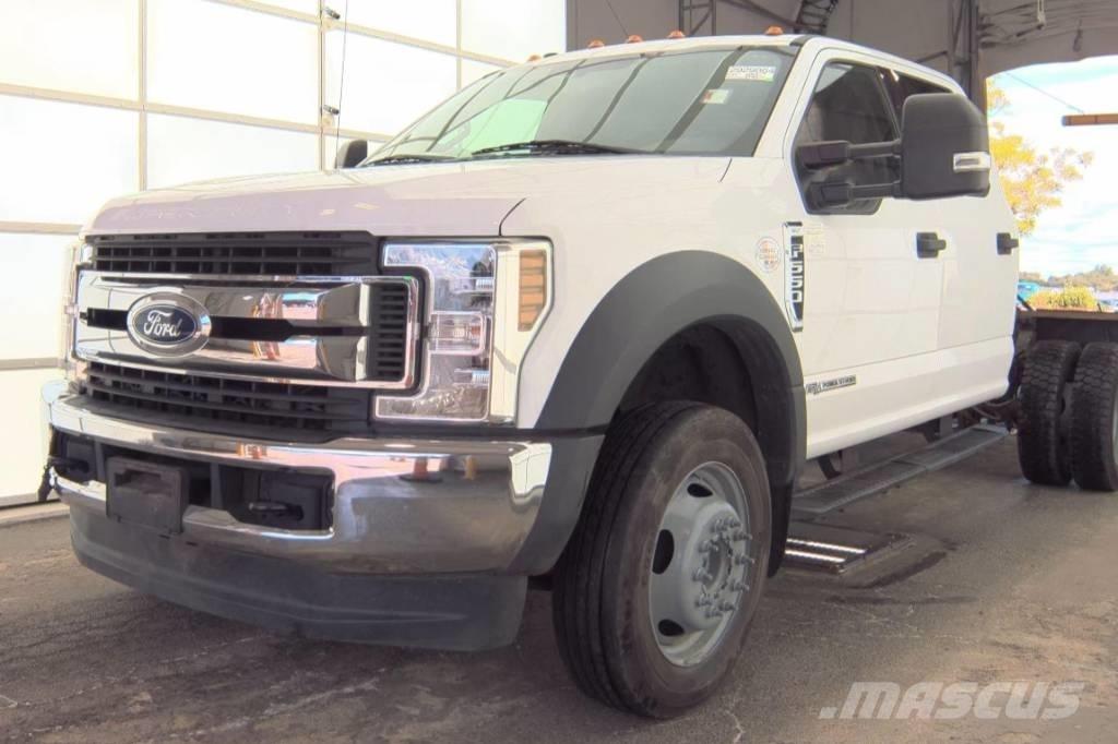 Ford F 550 XLT SD Pojazdy pod zabudowę