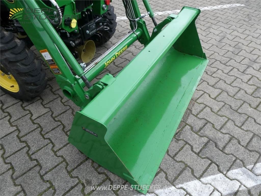 John Deere 3038E Mikrociągniki