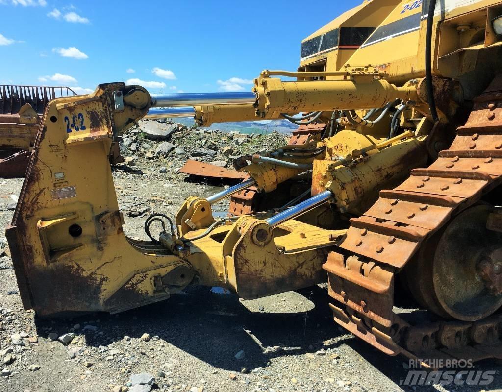 CAT D 11 R Spycharki gąsienicowe