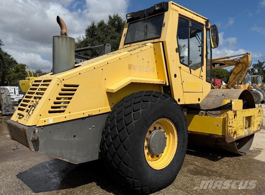Bomag BW 211 D-3 Walce dwubębnowe