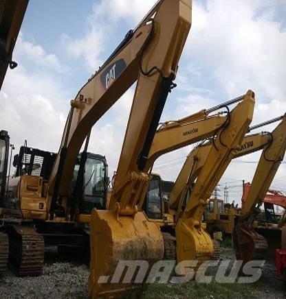 CAT 325 D Koparki gąsienicowe