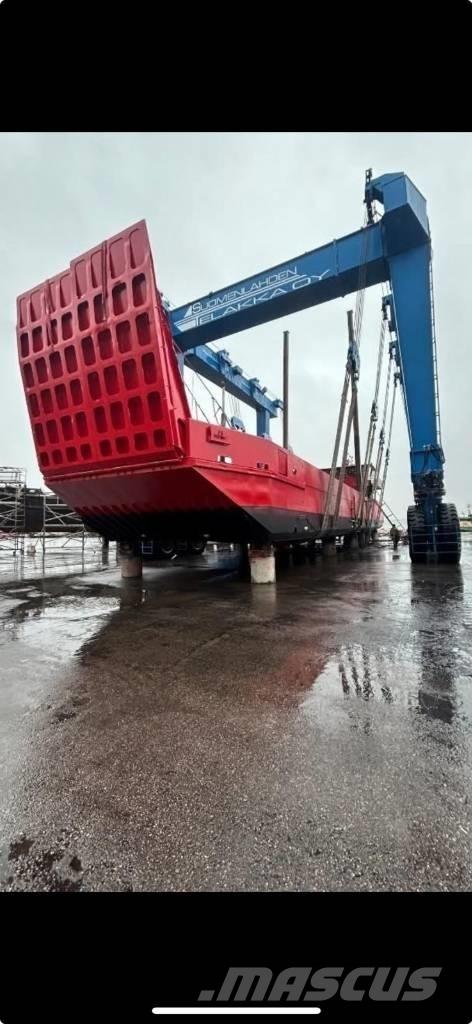  Cargo Ship Ganador Łodzie, pontony i barki budowlane