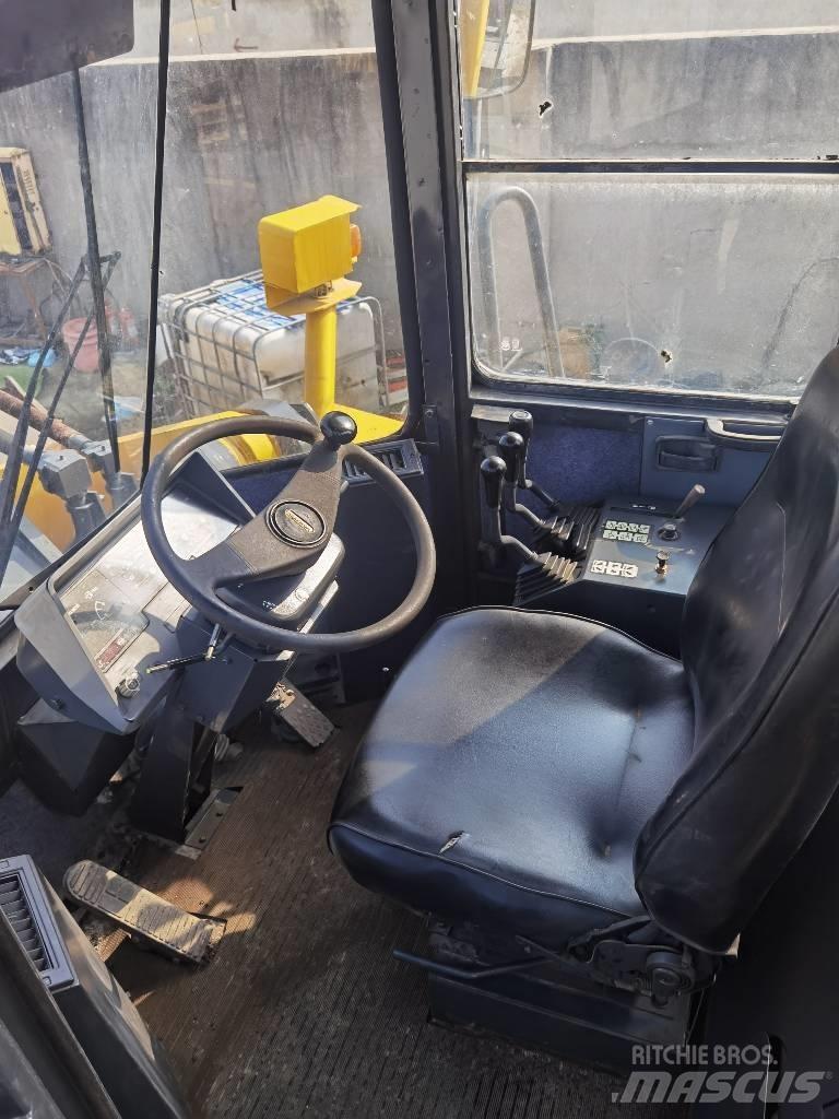 Komatsu WA 470 Ładowarki kołowe