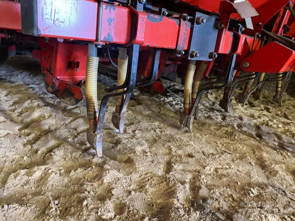 Kverneland UN 3200 Sadzarki do ziemniaków