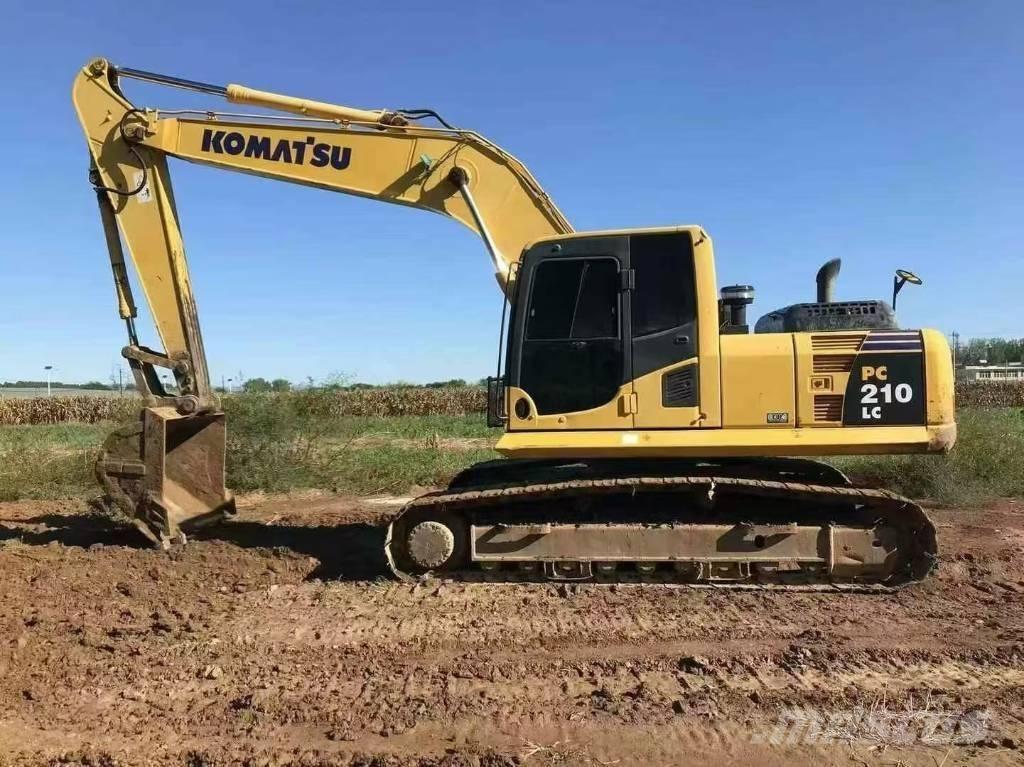 Komatsu PC 210 Koparki gąsienicowe