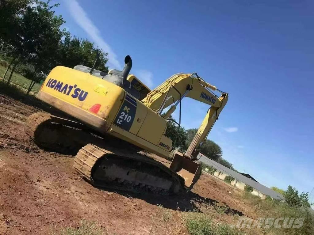 Komatsu PC 210 Koparki gąsienicowe