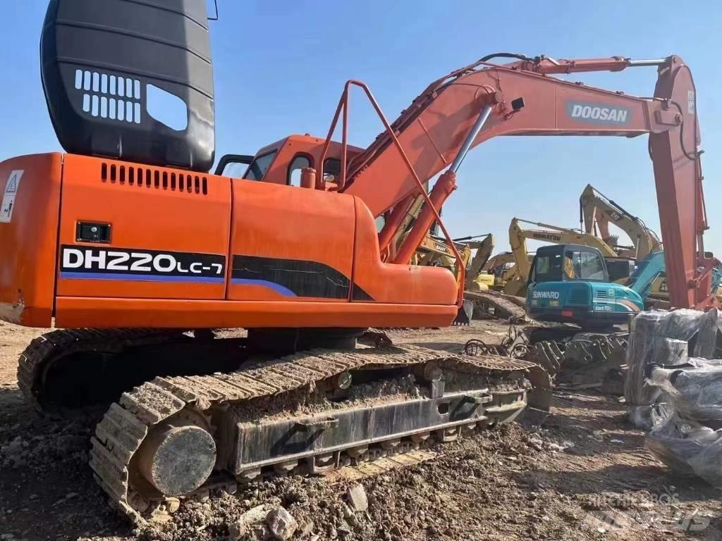 Doosan DH 220 Koparki gąsienicowe