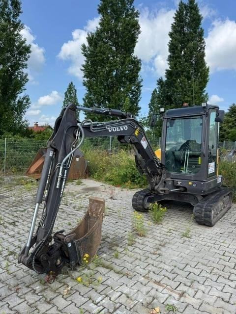 Volvo ECR35D Minikoparki