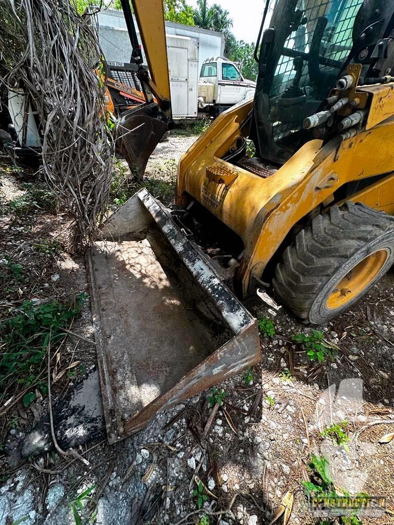 CAT 256 C Ładowarki burtowe