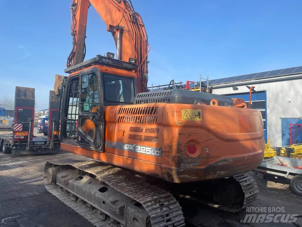 Doosan EXCA Koparki gąsienicowe