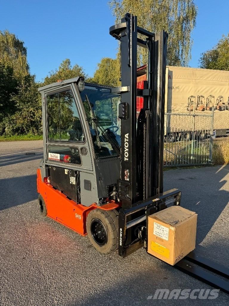 Toyota 8FBMT35 Wózki elektryczne