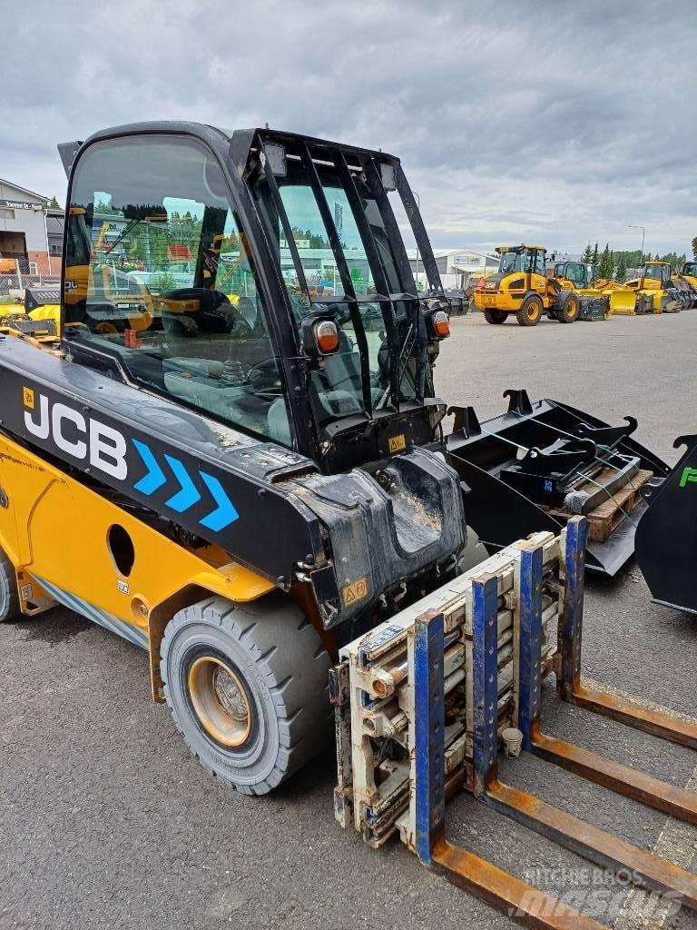 JCB Teletrukki Wózki elektryczne