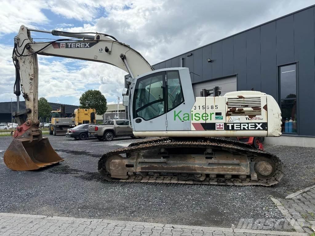 Terex TC225LC Koparki gąsienicowe