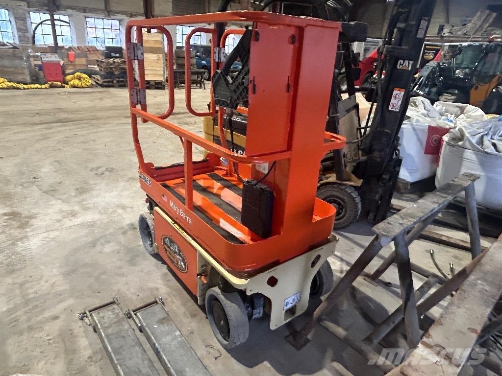 JLG 1230 ES Podnośniki masztowe