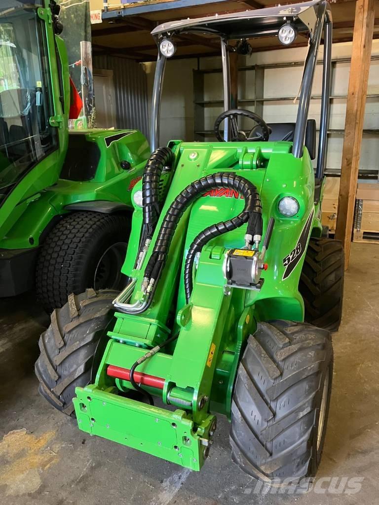 Avant Avant 528 Ładowarki burtowe