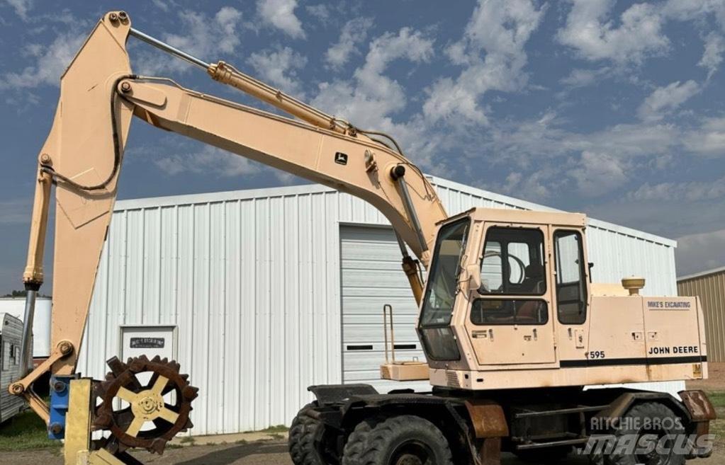 John Deere 595 Koparki kołowe