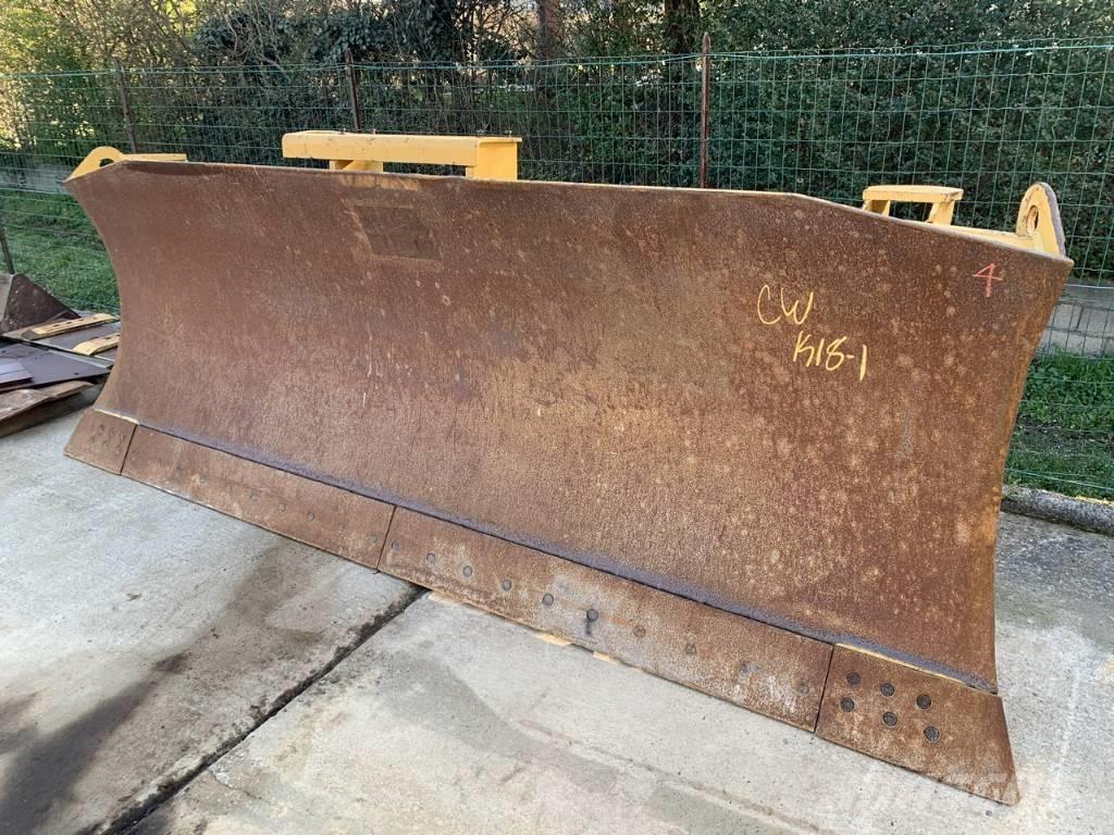 CAT D 6 T XLVP Spycharki gąsienicowe