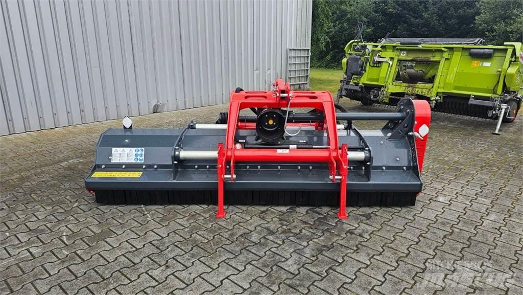 Saphir Mamut 280 Inny sprzęt paszowy
