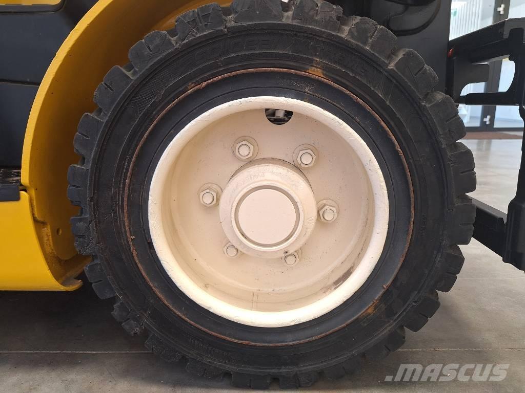 Yale GLP 25 VX Wózki LPG