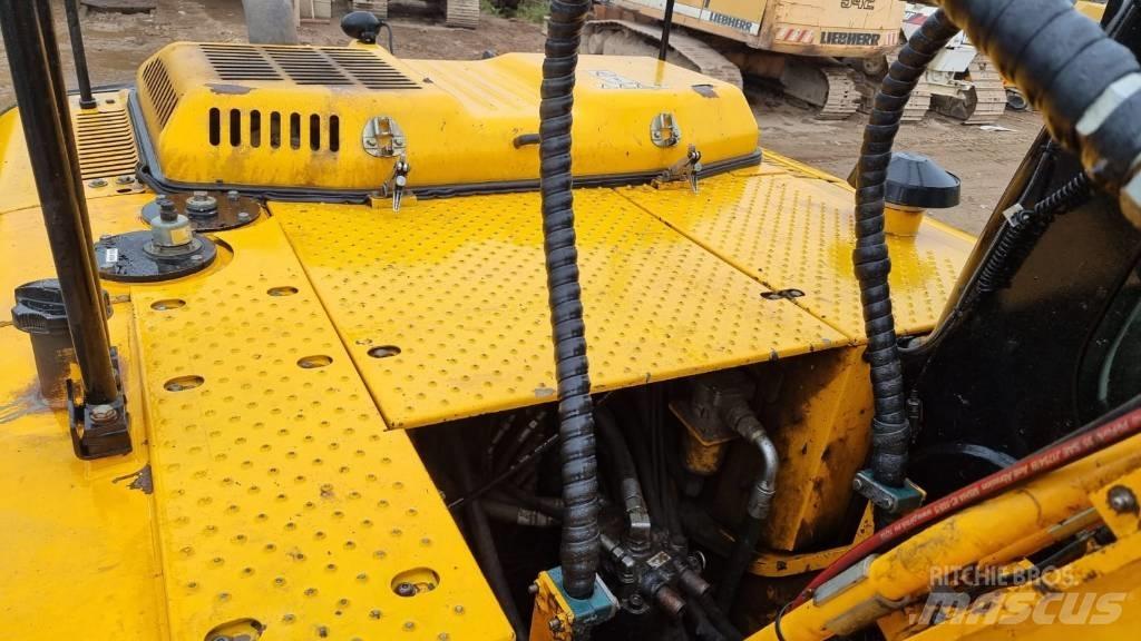 JCB JS 220 LC Koparki gąsienicowe